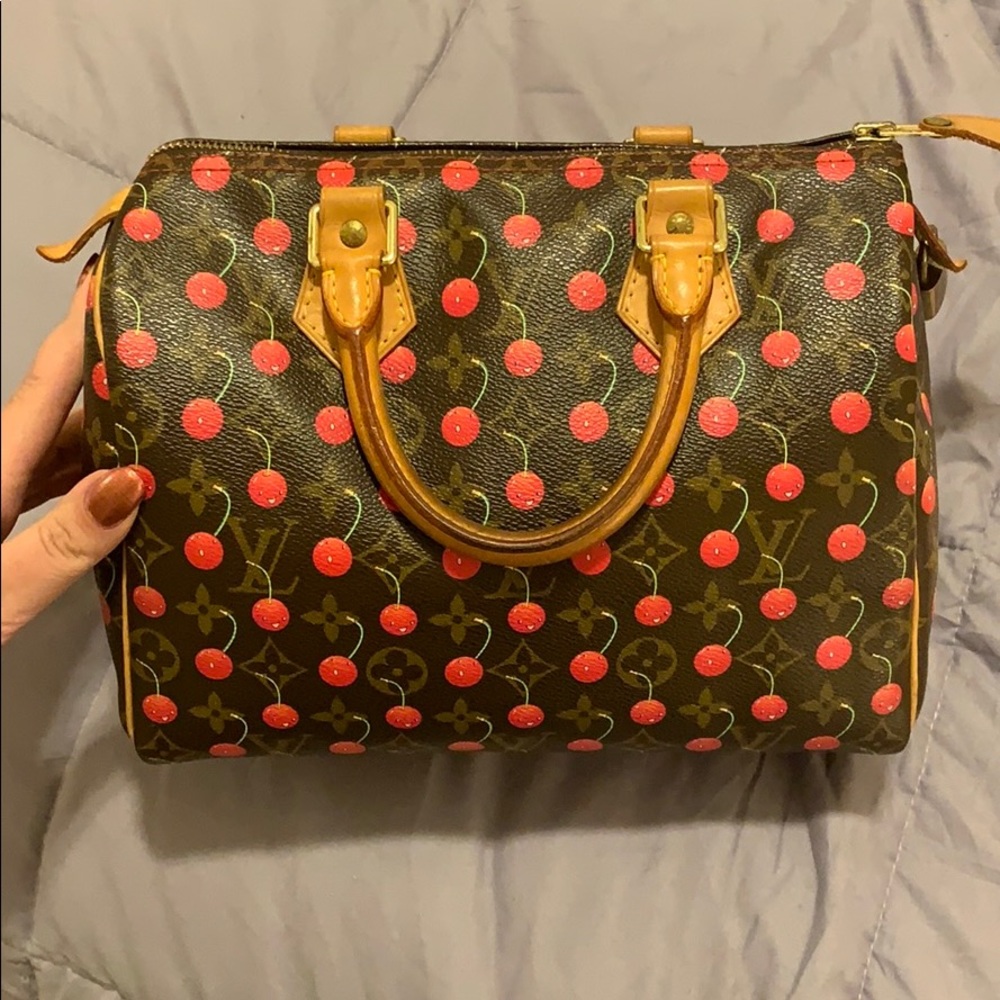 Authentic RARE cherry Louis speedy